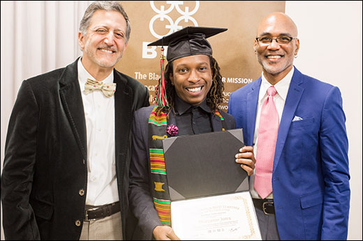 marxavian-jones-20120211-3786-520x346